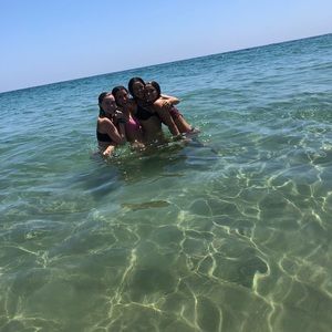 Meet your Posher, Chloe